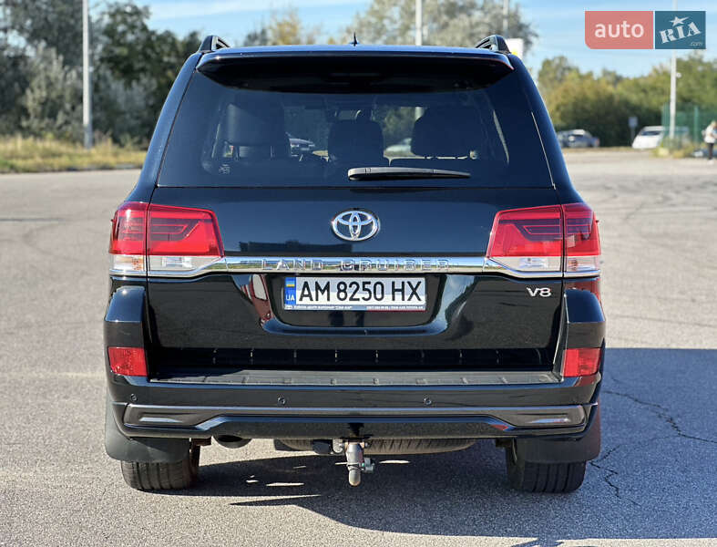 Toyota Land Cruiser 2018