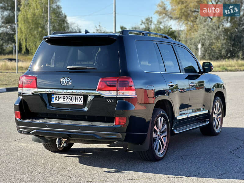 Toyota Land Cruiser 2018