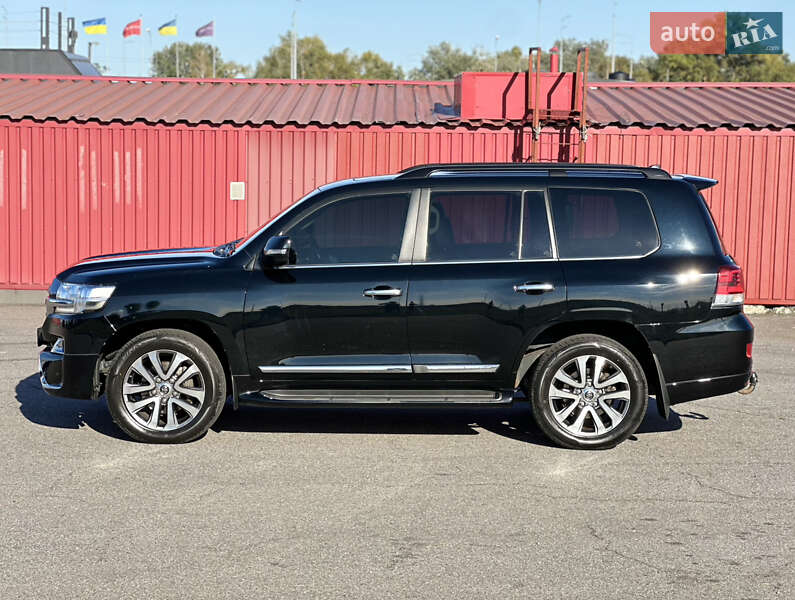 Toyota Land Cruiser 2018