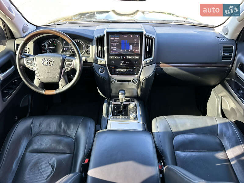 Toyota Land Cruiser 2018