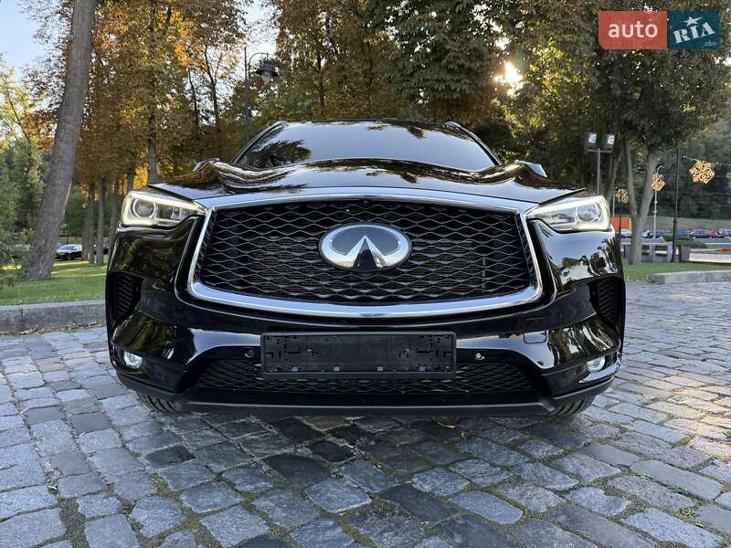 Infiniti-124