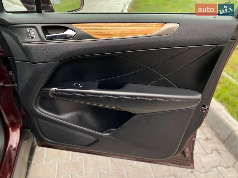 Lincoln MKC 2015