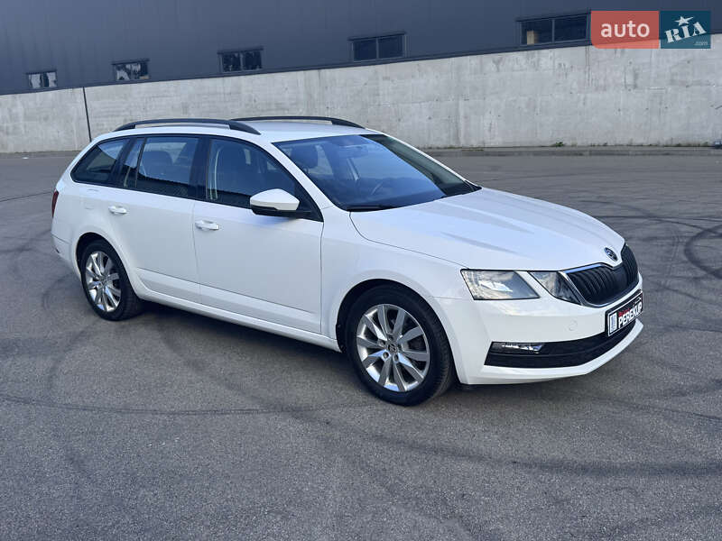 Skoda-16