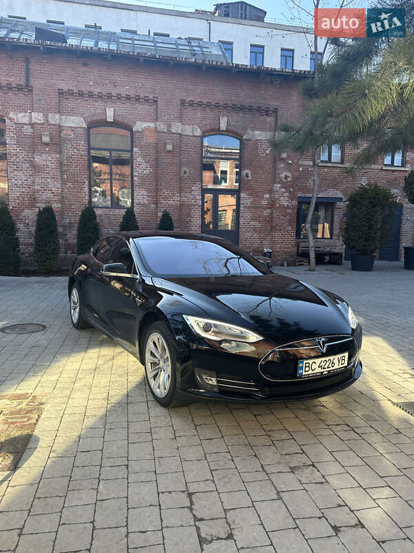 Tesla-5