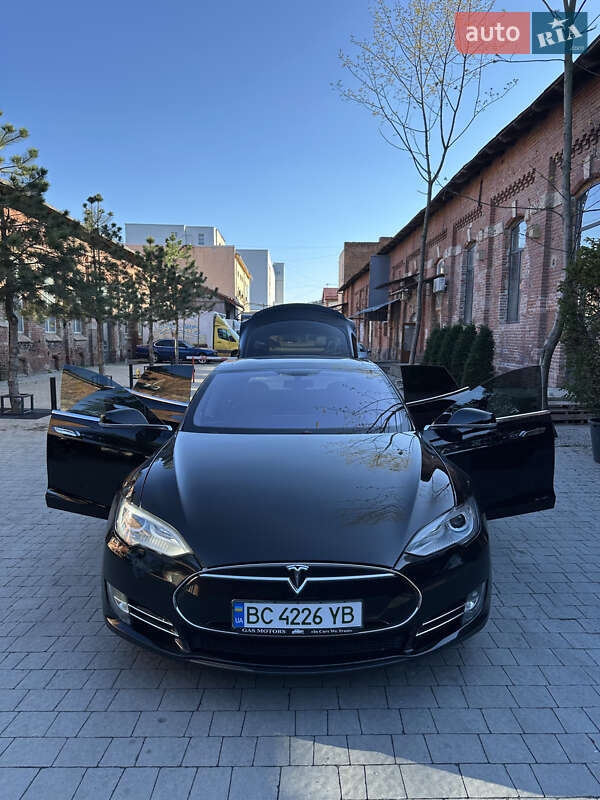 Tesla-1