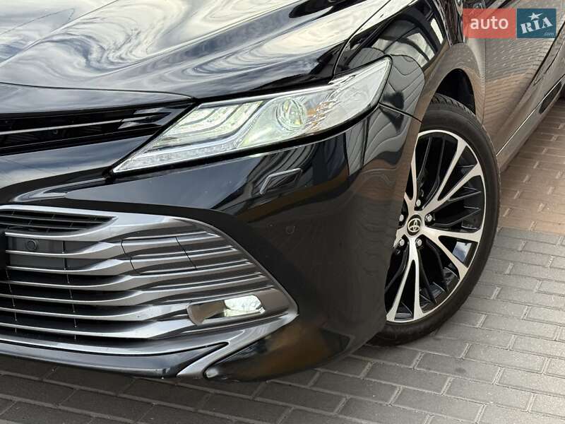 Toyota Camry 2020