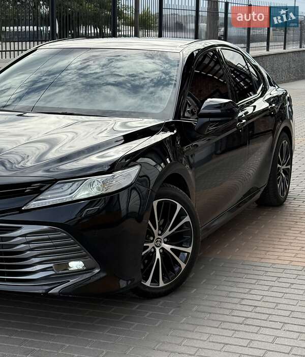 Toyota Camry 2020