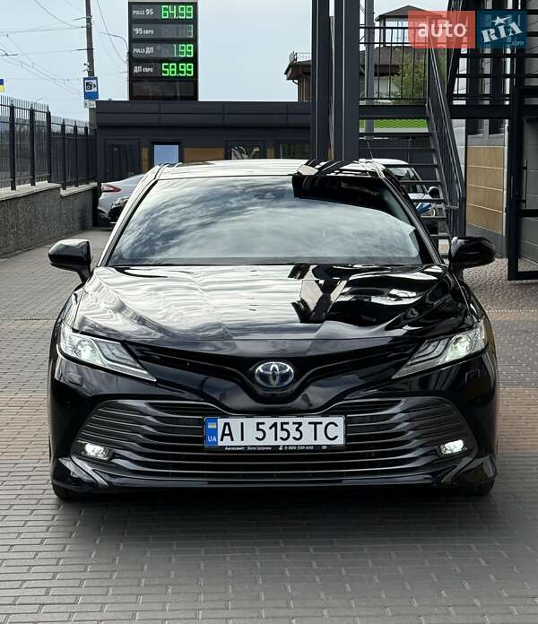 Toyota Camry 2020