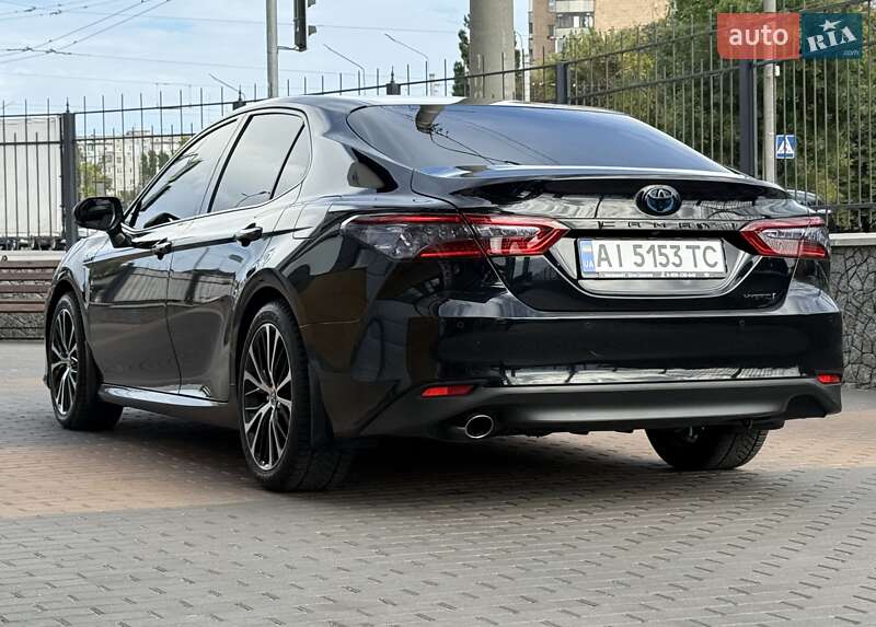 Toyota Camry 2020