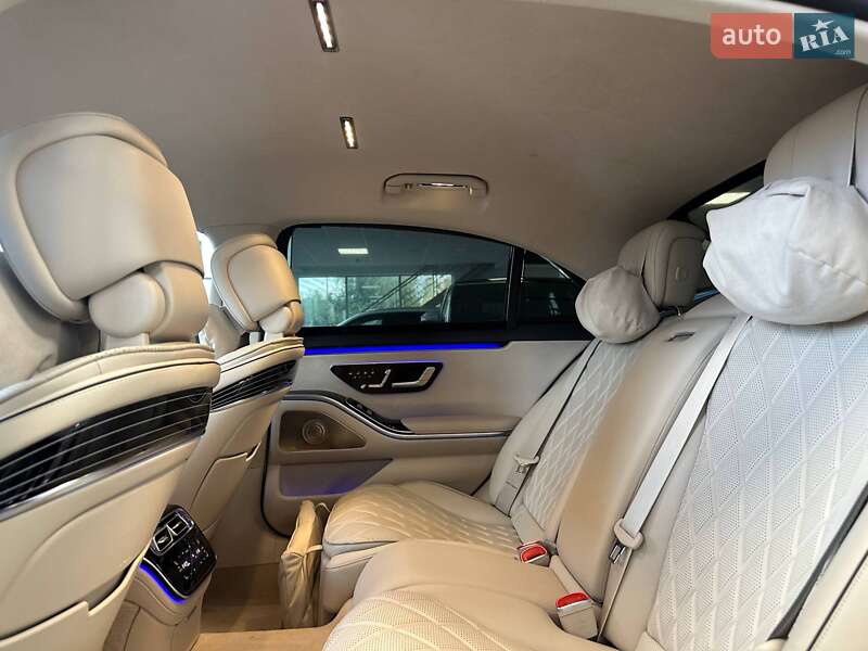 Mercedes-Benz S-Class 2022