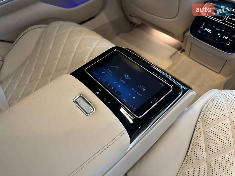 Mercedes-Benz S-Class 2022