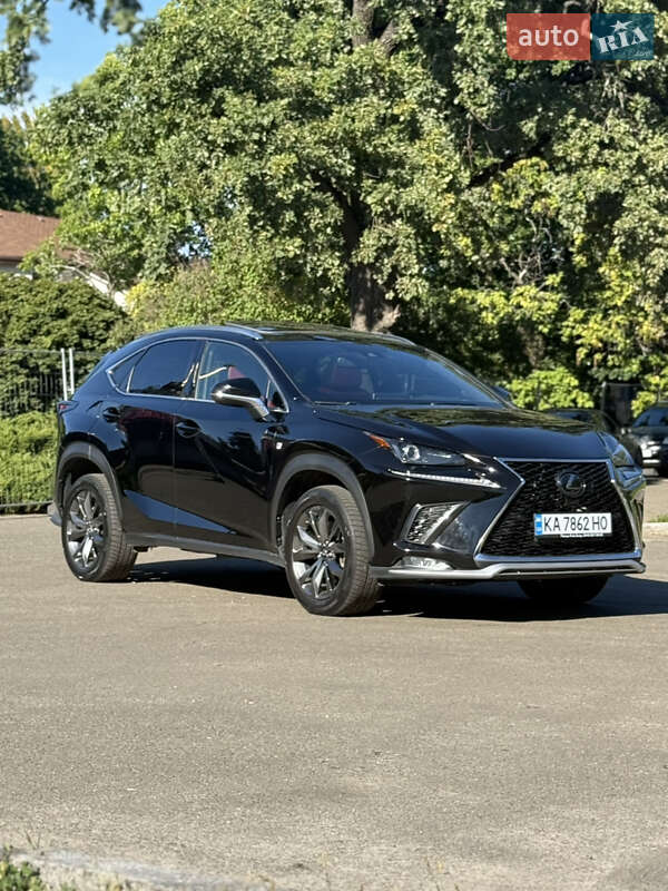 Lexus-6