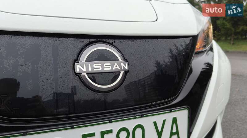Nissan-22