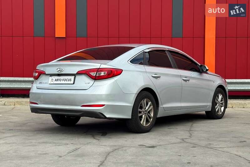 Hyundai-16