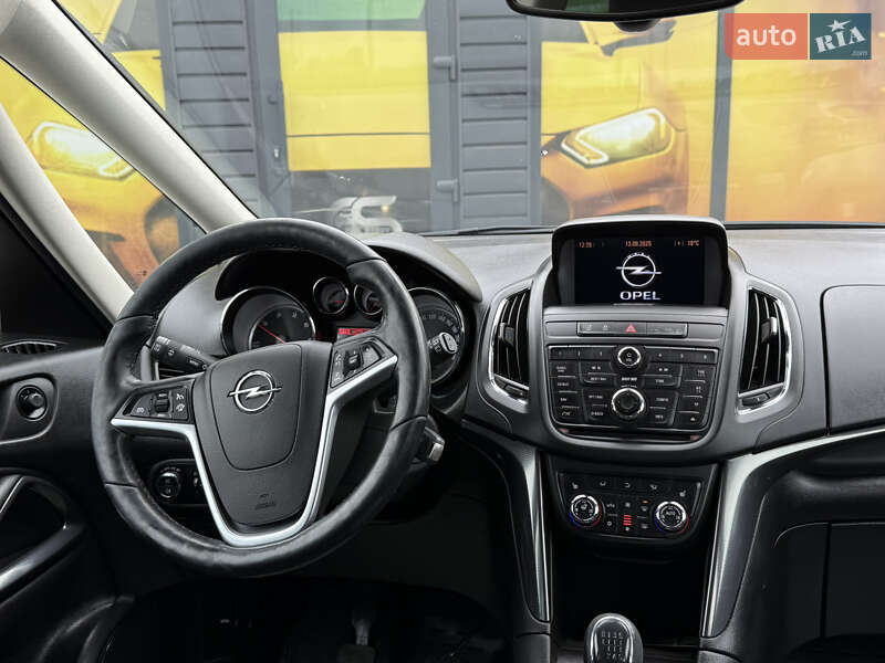 Opel Zafira 2013