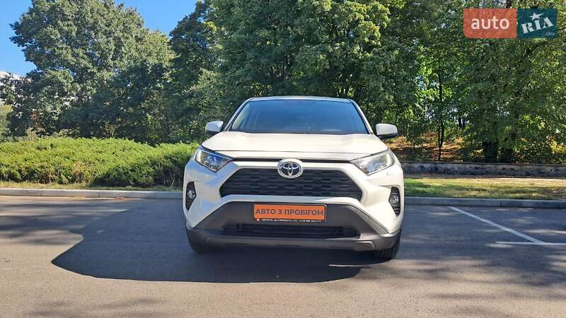 Toyota RAV4 2021