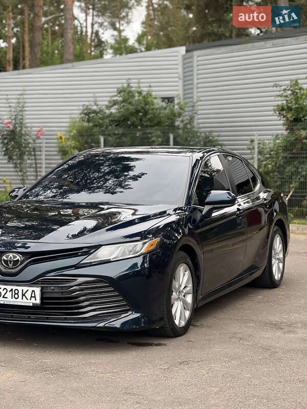 Toyota Camry 2018