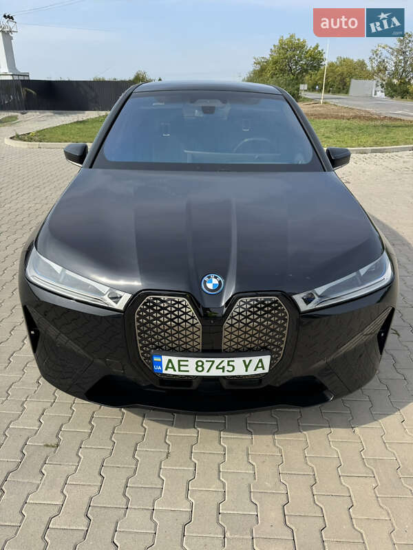 BMW-9