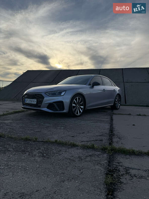 Audi-3