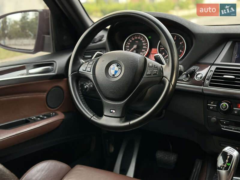 BMW X5 2011