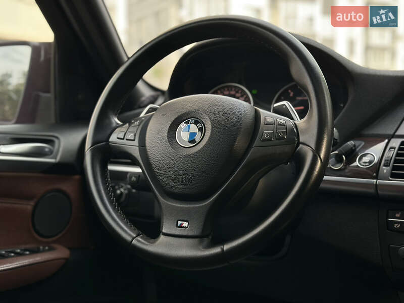 BMW X5 2011