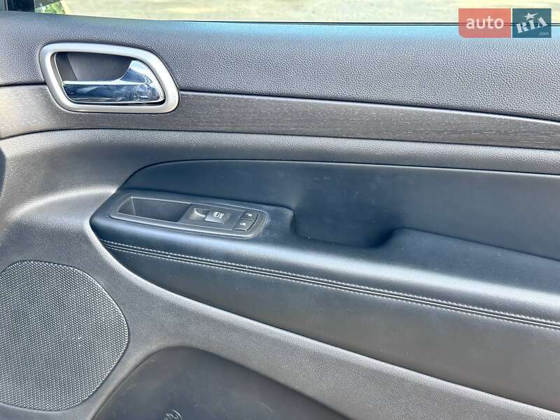 Jeep Grand Cherokee 2016