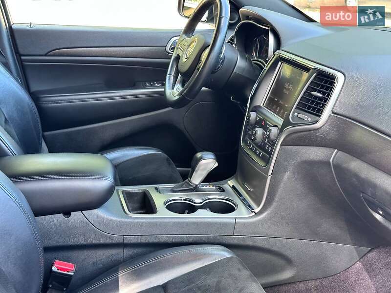 Jeep Grand Cherokee 2016