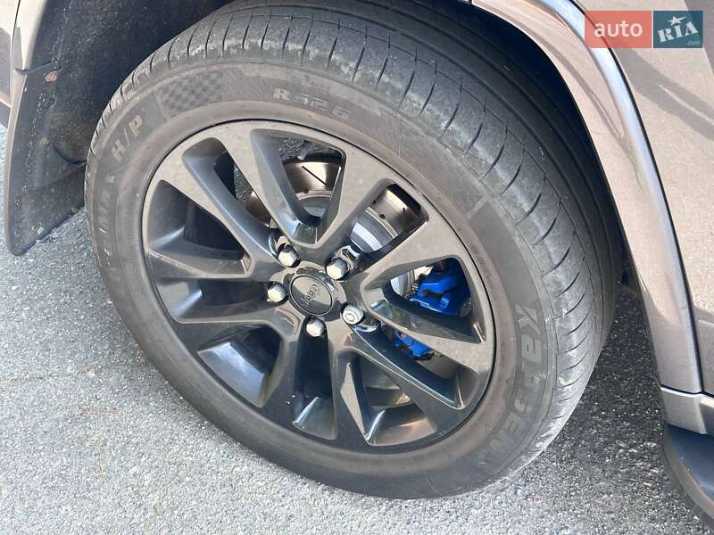 Jeep Grand Cherokee 2016