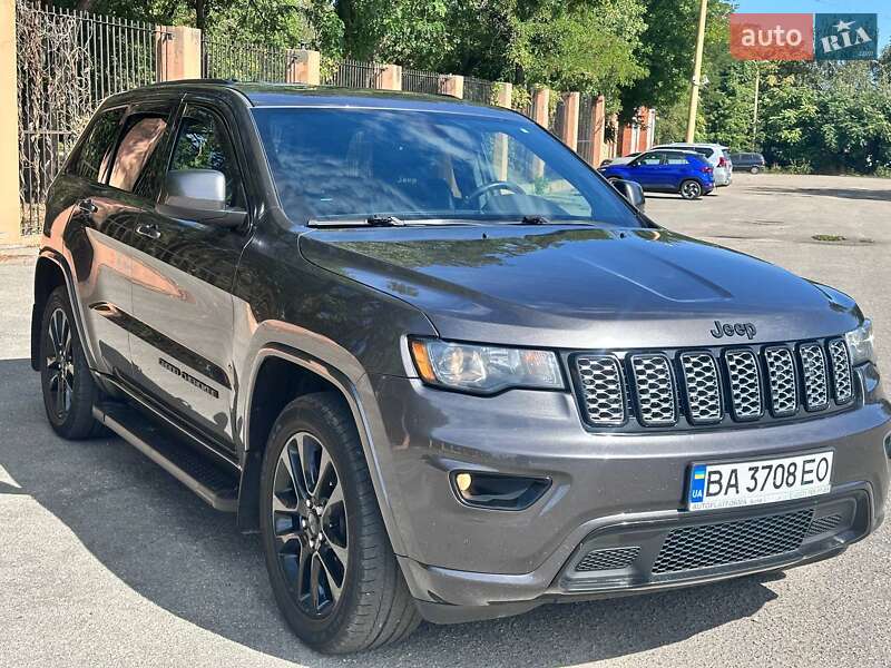 Jeep Grand Cherokee 2016