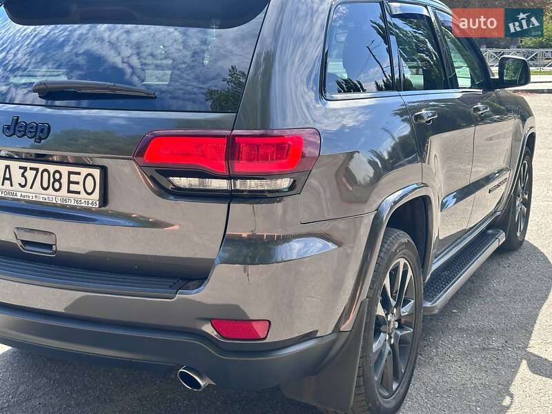 Jeep Grand Cherokee 2016