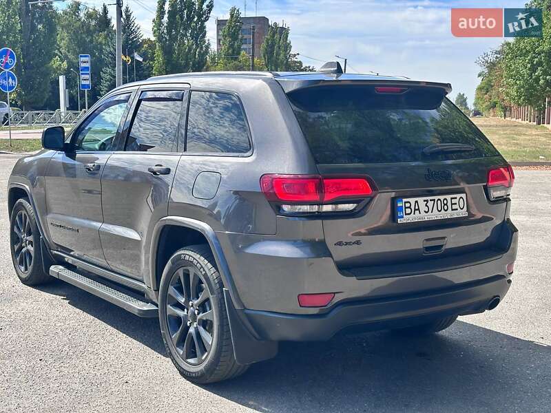Jeep Grand Cherokee 2016