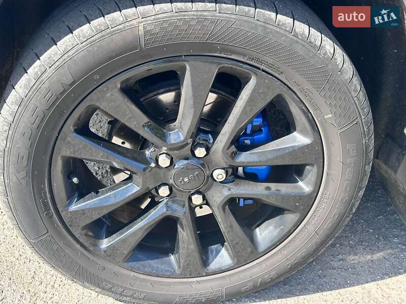 Jeep Grand Cherokee 2016