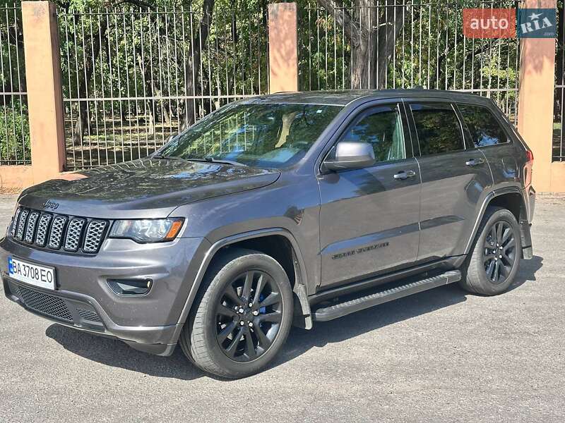 Jeep Grand Cherokee 2016