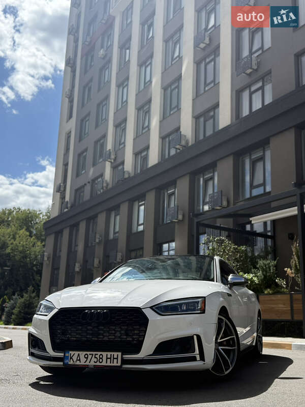 Audi-5