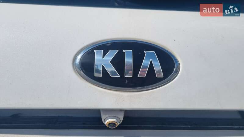 Kia-12