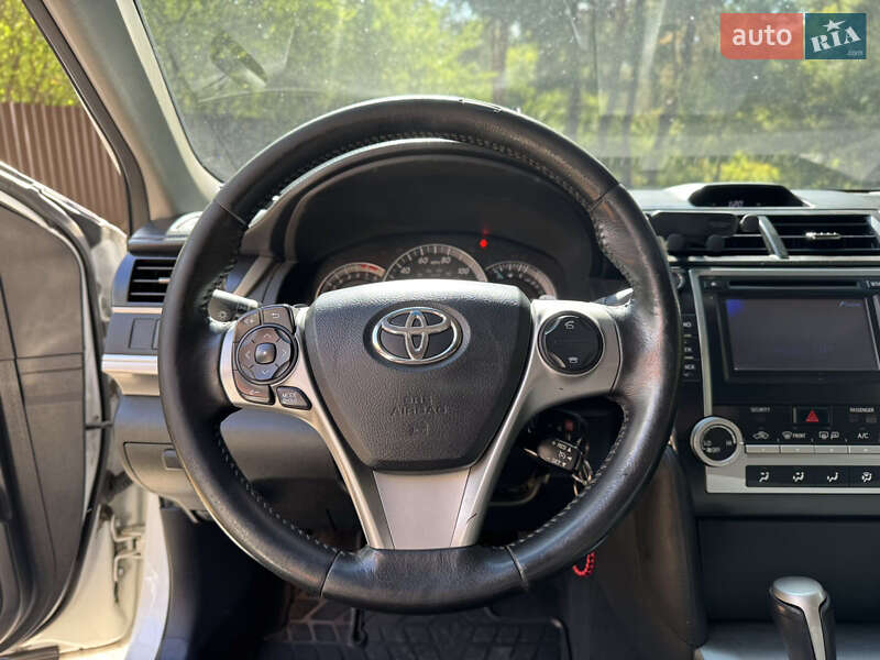 Toyota Camry 2013