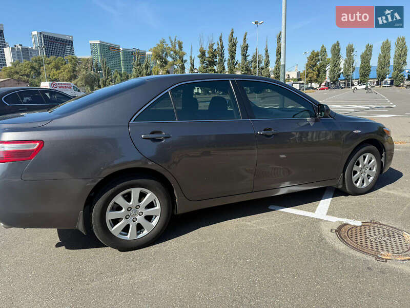 Toyota Camry 2007