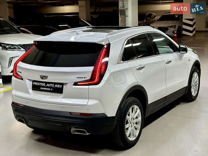 Cadillac XT4 2022