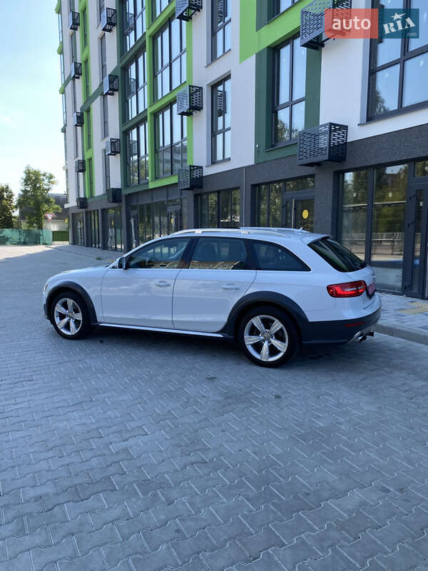 Audi-25