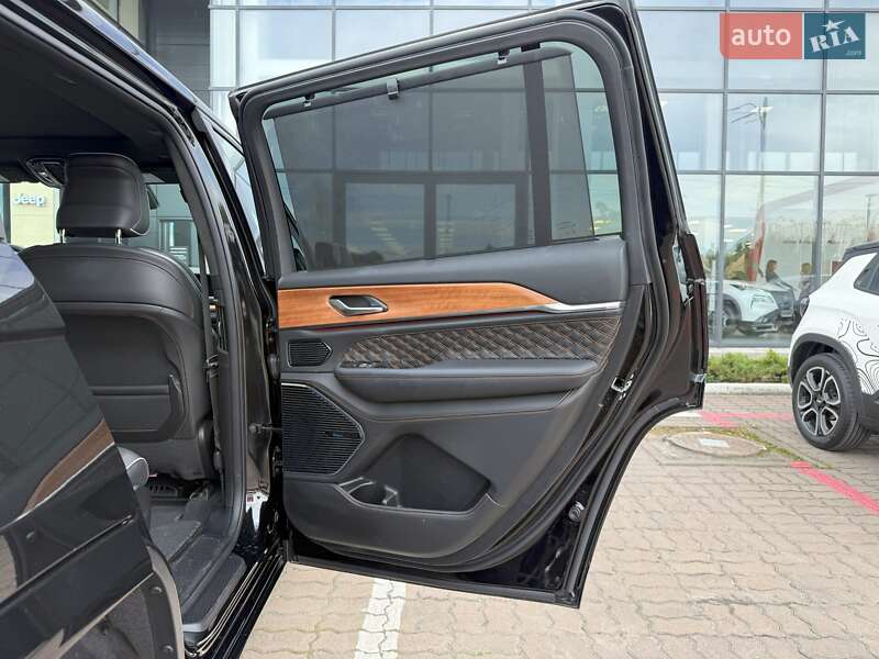 Jeep Grand Cherokee 2024