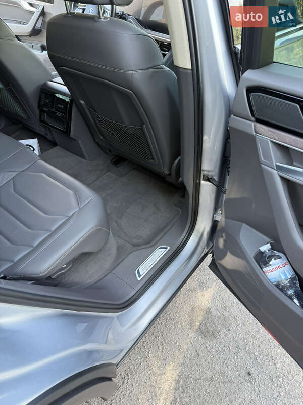 Volkswagen Touareg 2020