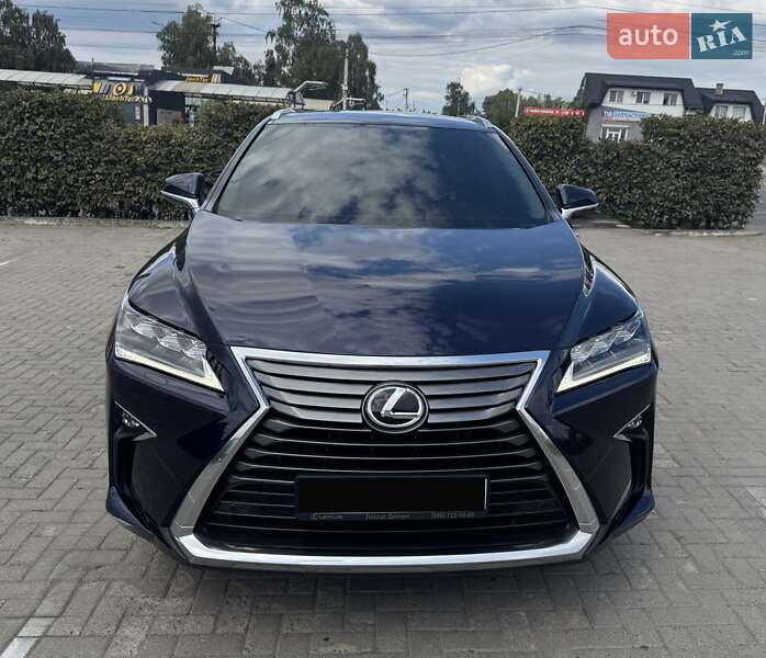 Lexus-13