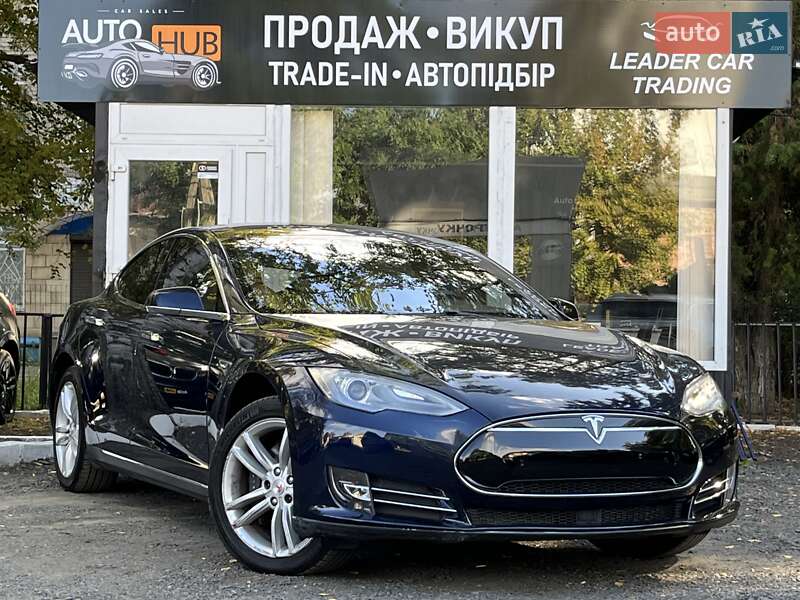 Tesla-1