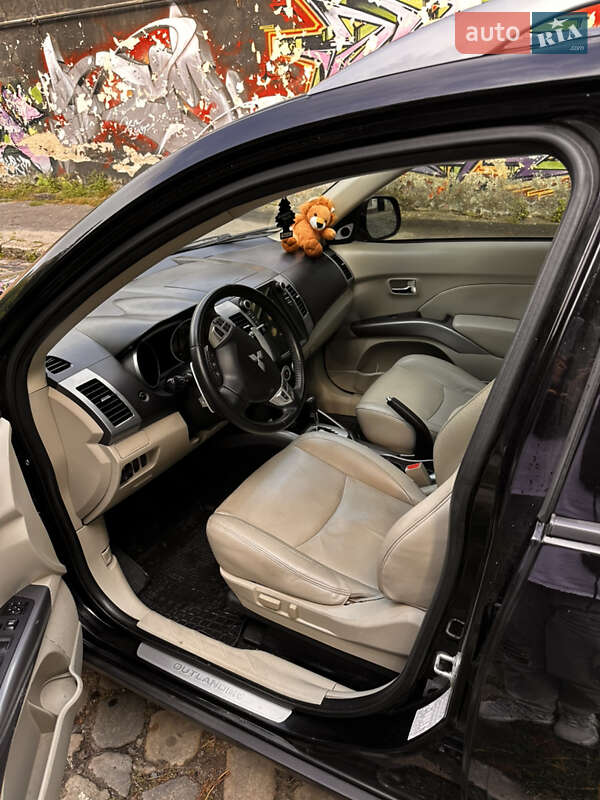 Mitsubishi Outlander 2008