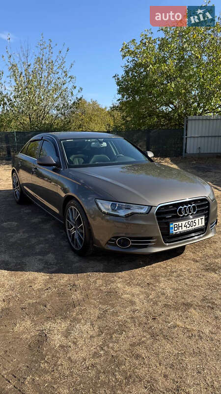 Audi-35