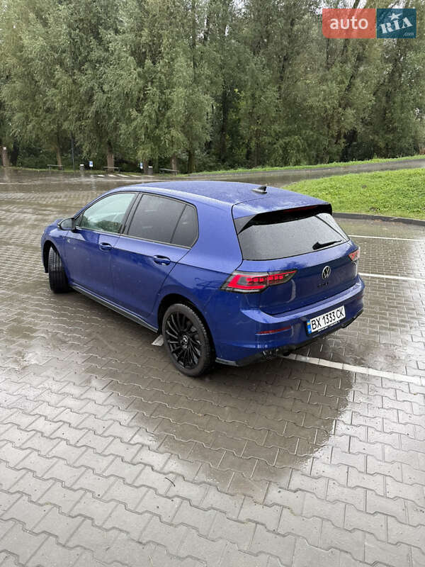 Volkswagen Golf 2025