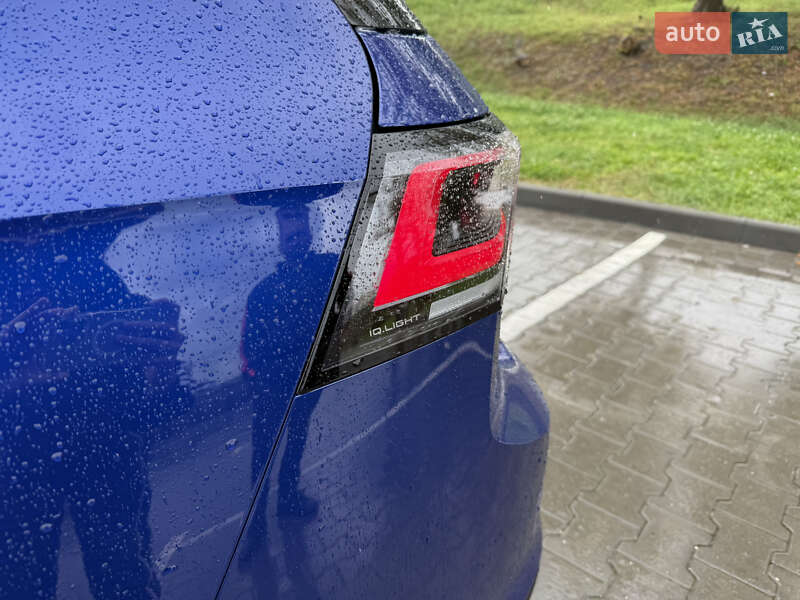 Volkswagen Golf 2025