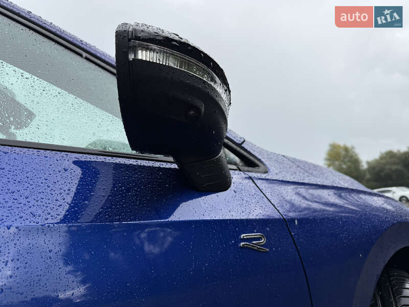 Volkswagen Golf 2025