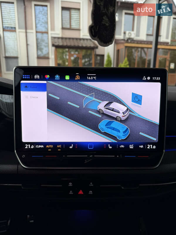 Volkswagen Golf 2025