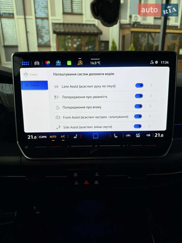 Volkswagen Golf 2025